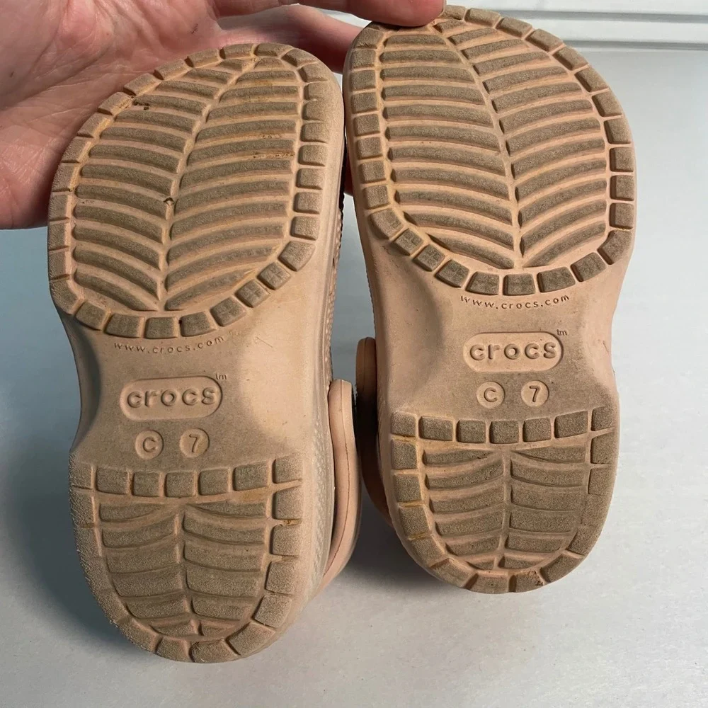 Crocs Baby‎ Girl's Light Pink Rubber Warm Weather Clogs Child Size 7